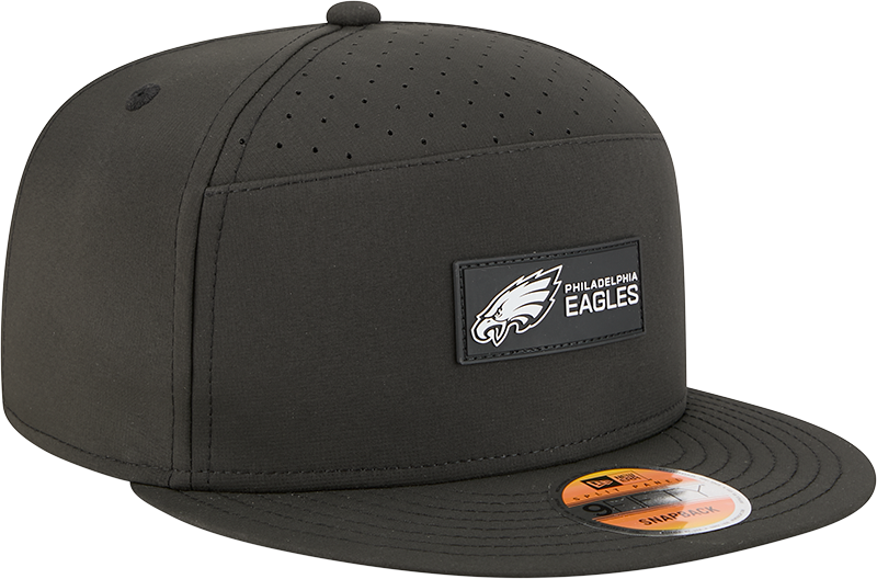 Philadelphia Eagles New Era Black 2025 Sideline Split Panel 9FIFTY Snapback Hat for Men product image 3, provided for visual