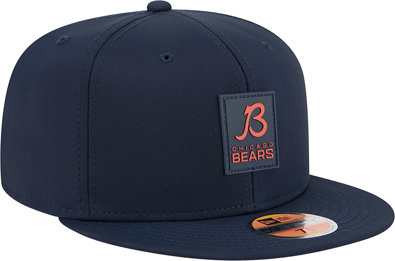 Chicago Bears New Era Navy 2025 Sideline B 59FIFTY Fitted Hat for Men product image 3, provided for visual reference and