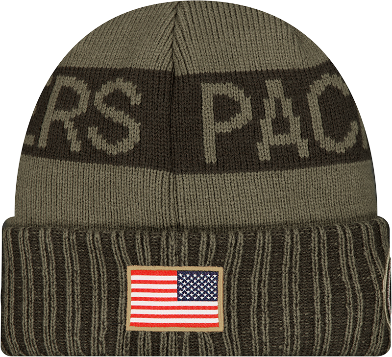 Green Bay Packers New Era Green 2025 NFL Sideline Salute To Service Cuffed Knit Hat product image 4, provided for visual