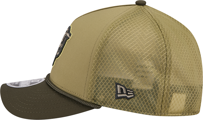 Chicago Bears New Era Green 2025 NFL Salute To Service Sideline 9FORTY M-Crown Adjustable Hat for Men product image 4,