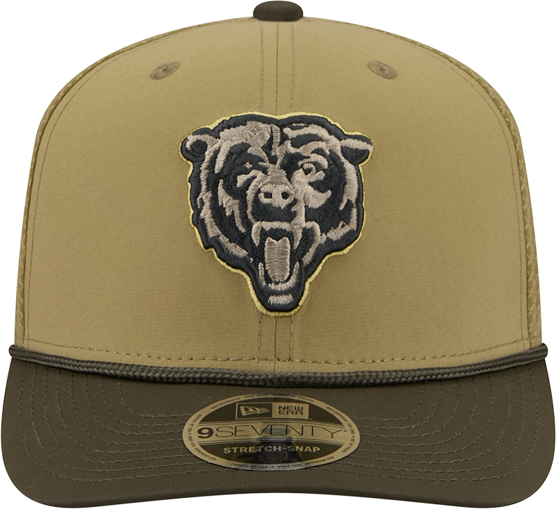 Chicago Bears New Era Green 2025 Salute To Service Sideline 9SEVENTY Trucker Adjustable Hat for Men product image 2,