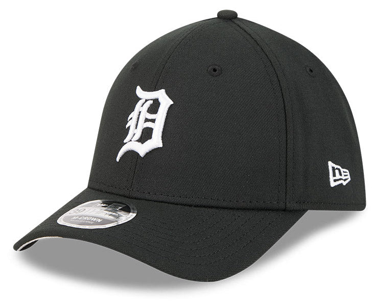 Detroit Tigers M-Crown 39Thirty Black/White Flex Fit Hat product image 1, provided for visual reference and product detail