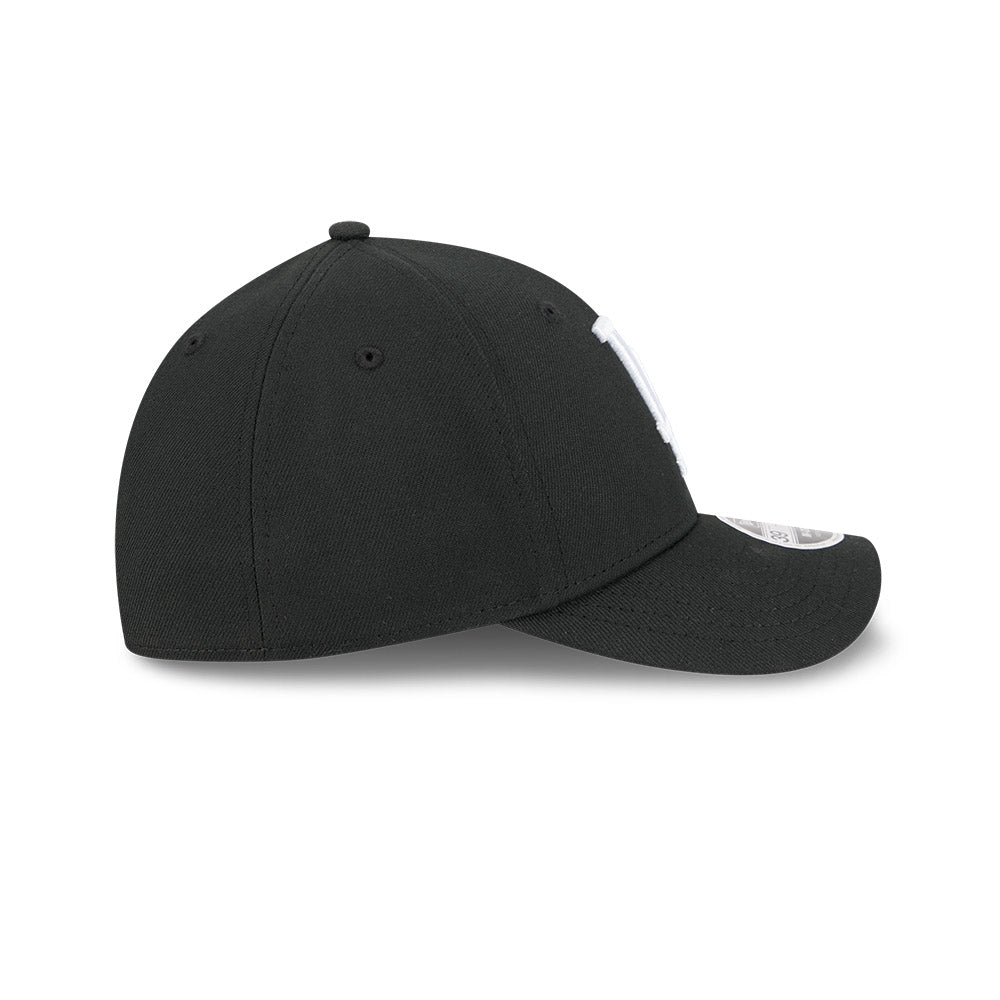 Los Angeles Dodgers M-Crown 39Thirty Black/White Flex Fit Hat product image 5, provided for visual reference and product