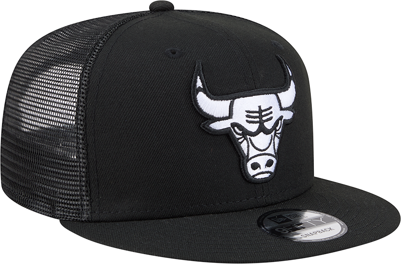 Chicago Bulls New Era Black & White 9FIFTY Trucker Snapback Hat product image 3, provided for visual reference and product
