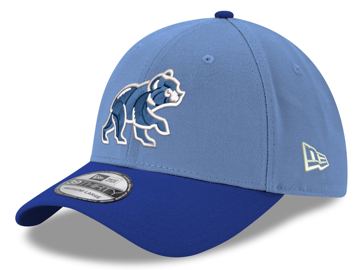 Chicago Cubs New Era Walking Bear 39THIRTY Flex-Fit Hat for Men product image 1, provided for visual reference and product