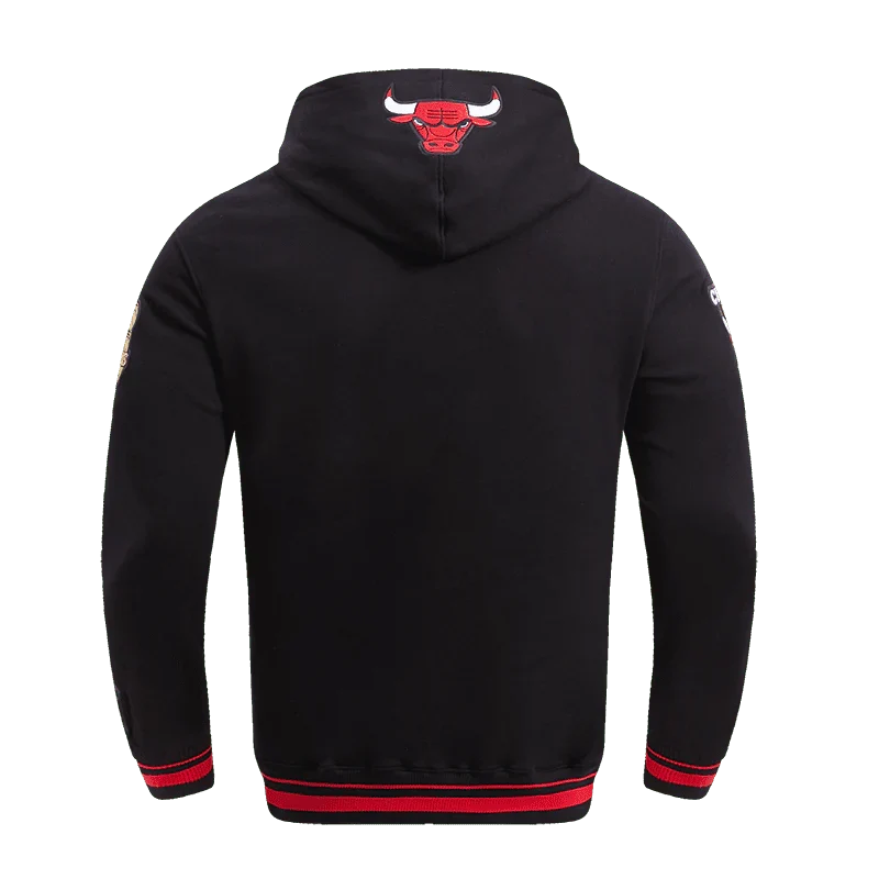 Chicago Bulls Pro Standard Retro Classic Black Hoodie for Men product image 4, provided for visual reference and product