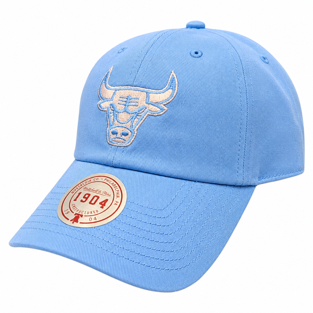Chicago Bulls Mitchell & Ness NBA Blue Gleam Pro Strapback Hat product image 1, provided for visual reference and product