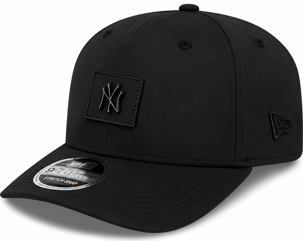 New York Yankees New Era 2026 Clubhouse 9SEVENTY Stretch Snap Adjustable Hat-Black Tonal product image 1, provided for