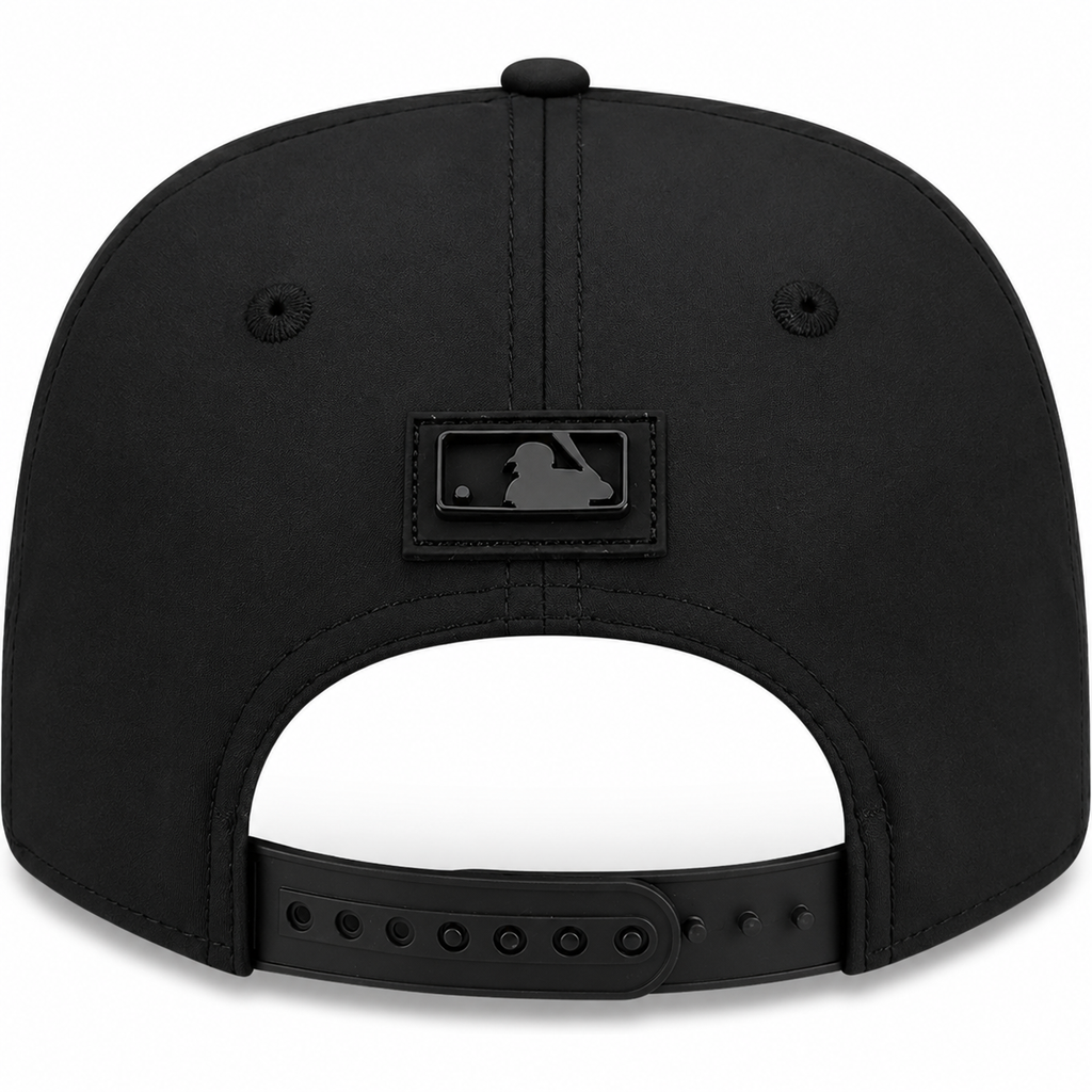 New York Yankees New Era 2026 Clubhouse 9SEVENTY Stretch Snap Adjustable Hat-Black Tonal product image 4, provided for
