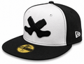 Chicago White Sox Cross Socks Cooperstown Collection New Era 59FIFTY Fitted Hat product image 1, provided for visual