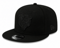 Chicago Bears New Era Black On Black Tonal 9FIFTY Snapback Hat for Men product image 1, provided for visual reference and
