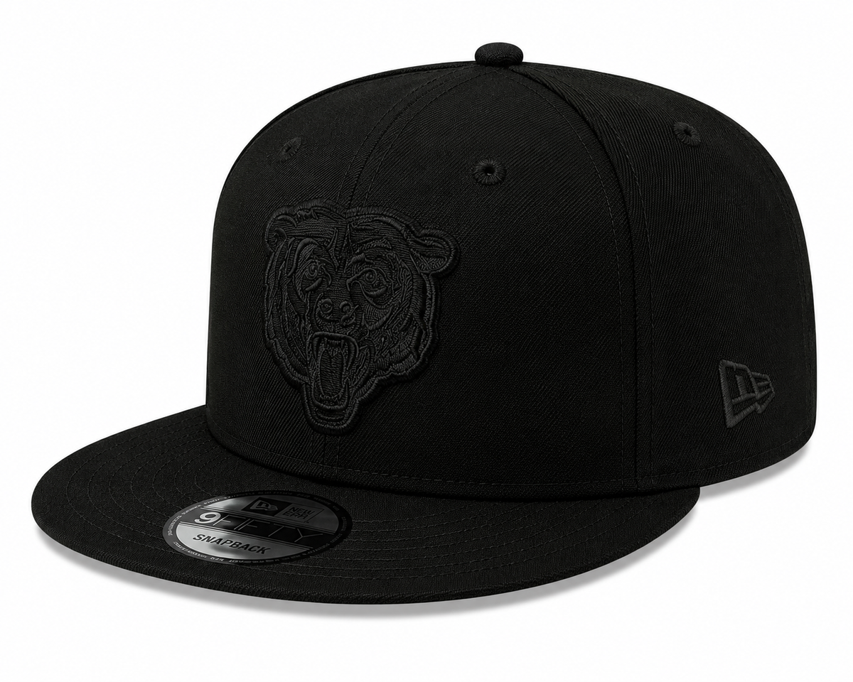 Chicago Bears New Era Black On Black Tonal 9FIFTY Snapback Hat for Men product image 1, provided for visual reference and