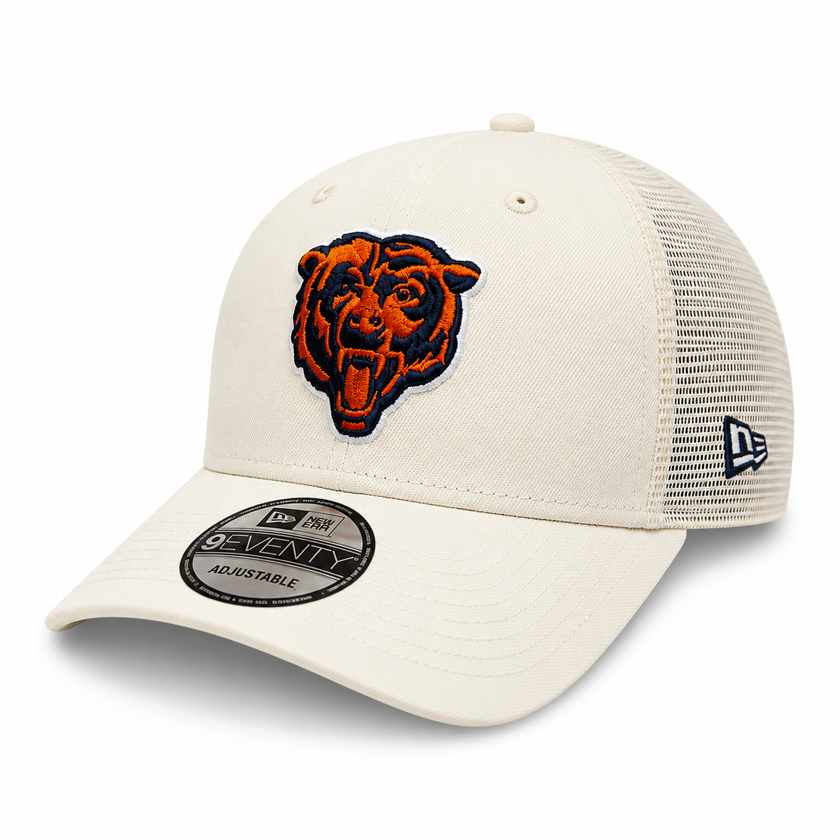 Chicago Bears New Era Cream 9SEVENTY Trucker Adjustable Hat product image 1, provided for visual reference and product