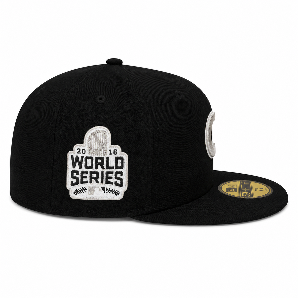 Chicago Cubs Black/Platinum New Era 59FIFTY Fitted Hat product image 4, provided for visual reference and product detail