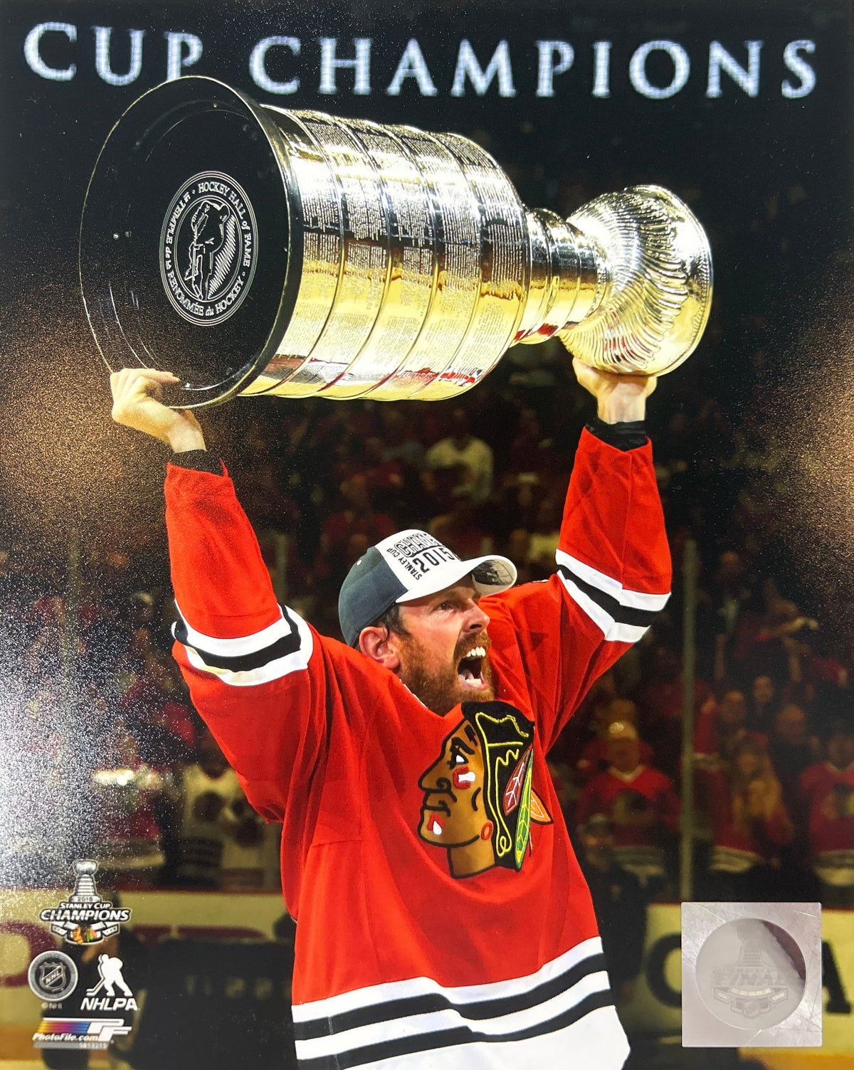 Brad Richards Holding Stanley Cup Chicago Blackhawks Action Photo (8X10) product image 1, provided for visual reference and