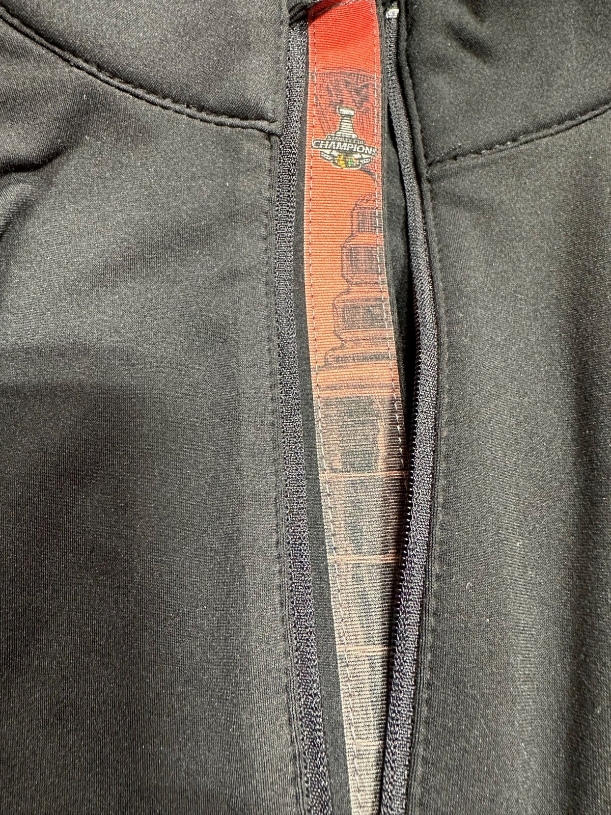 Chicago Blackhawks 2015 Stanley Cup Champions Metro 1/4 Zip Jacket for Men product image 3, provided for visual reference