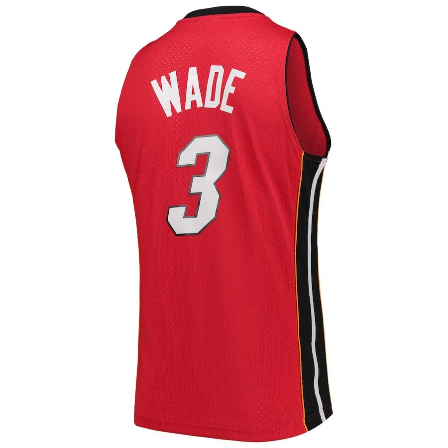 Miami Heat Mitchell & Ness Dwyane Wade #3 Alternate 2005-06 product image 4