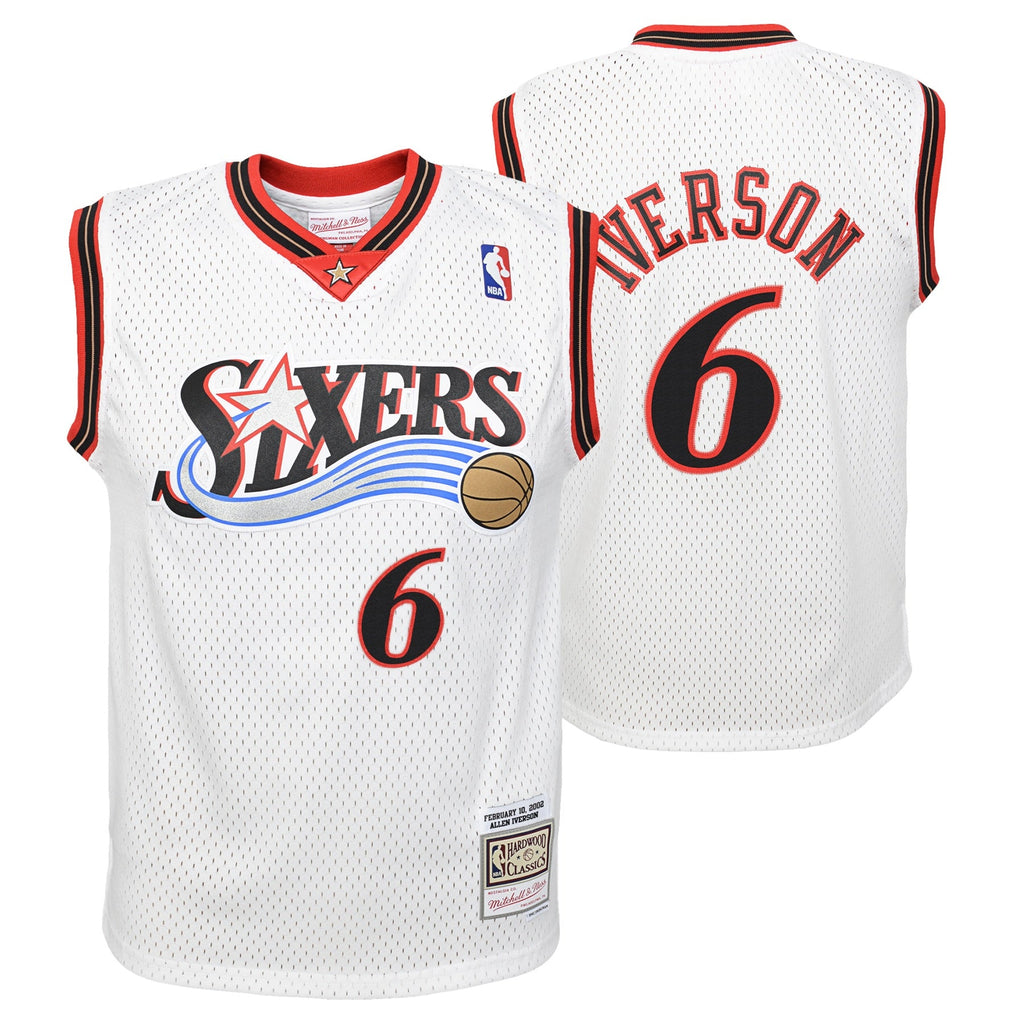 Youth Philadelphia 76ers Allen Iverson Mitchell & Ness White 2002 Hardwood Classics Swingman Jersey product image 1,