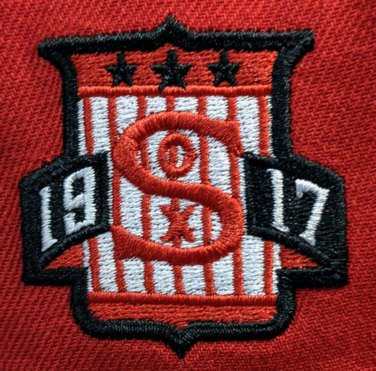 Chicago White Sox Scarlet/Black Color Reverse 1917 New Era 59FIFTY Fitted Hat product image 6, provided for visual reference