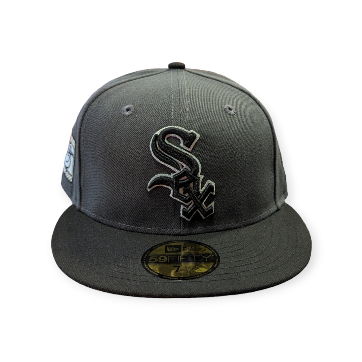 Chicago White Sox New Era Graphite/Black 95th Anniversary 59FIFTY Fitted Hat product image 2, provided for visual reference