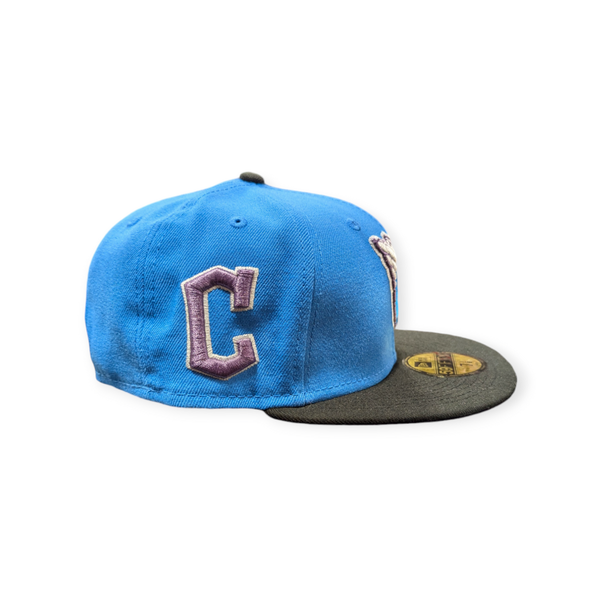 Cleveland Guardians Rock Pack NIN New Era 2 Tone 59FIFTY Fitted Hat product image 4, provided for visual reference and