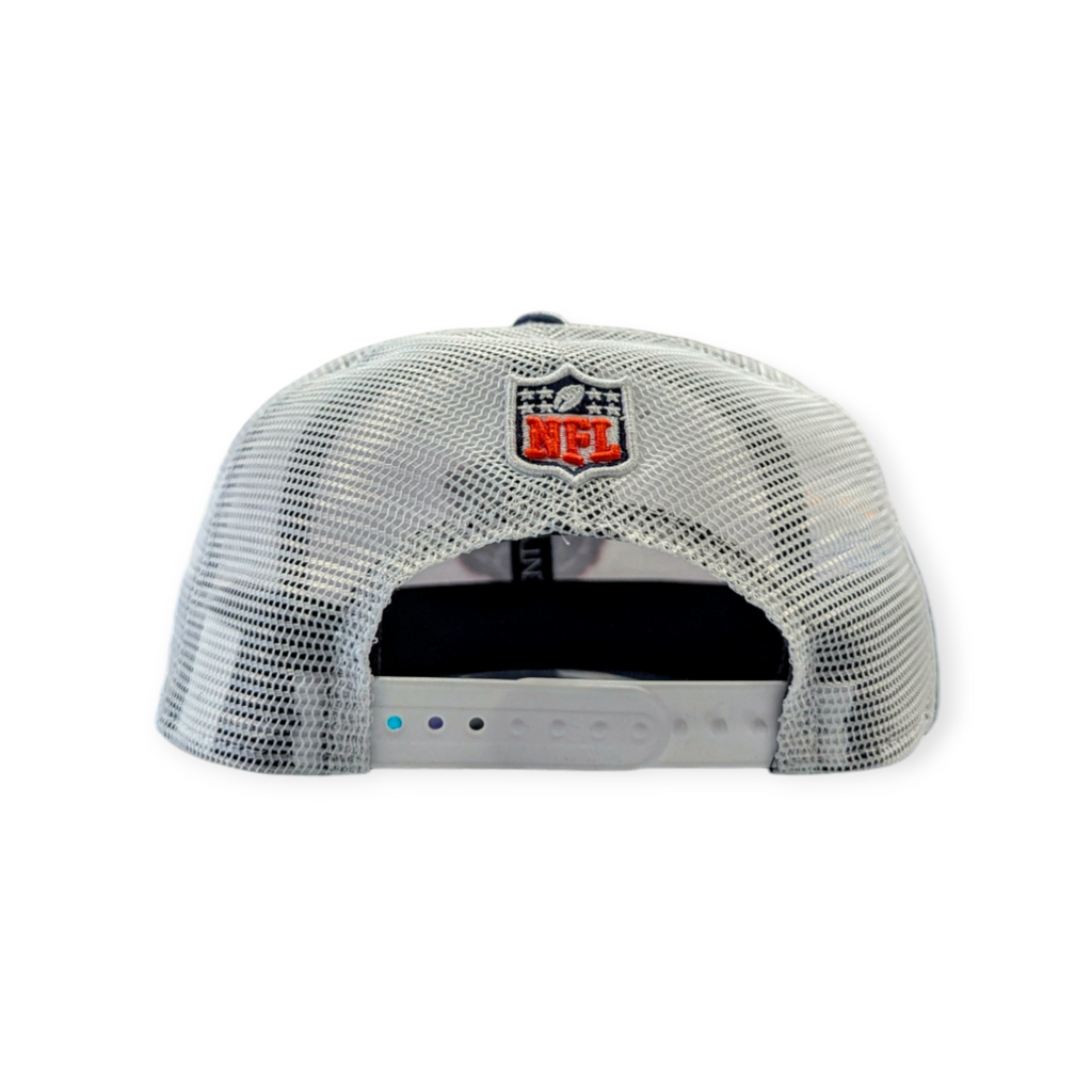 Chicago Bears New Era White/Navy NFL Trucker Primary Logo 9SEVENTY Adjustable Hat for Men product image 4, provided for