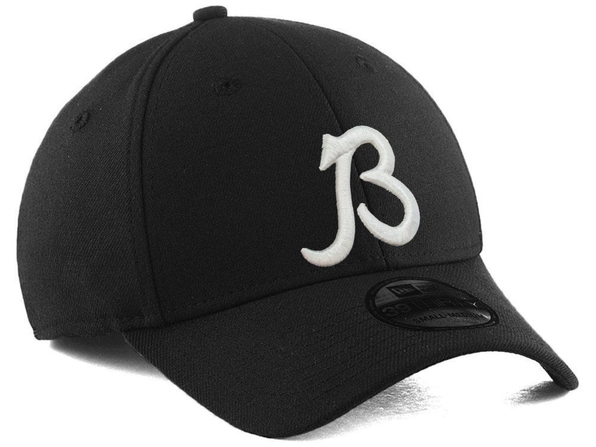 Chicago Bears New Era "B" Black/White 39THIRTY Flex Hat for Men product image 2, provided for visual reference and product