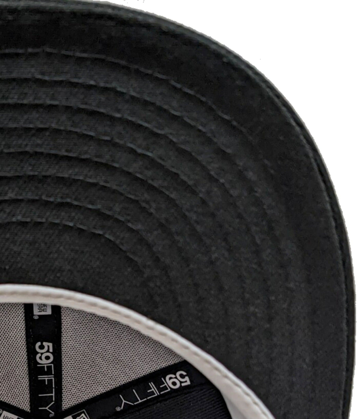 Chicago White Sox Graphite/Black New Era Script 59FIFTY Fitted Hat product image 5, provided for visual reference and