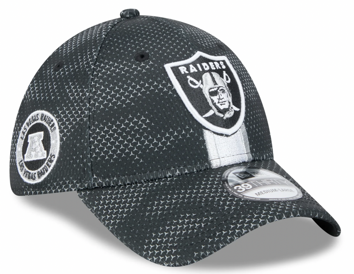 Las Vegas Raiders New Era 2024 Sideline Black 39THIRTY Flex Hat for Men product image 1, provided for visual reference and