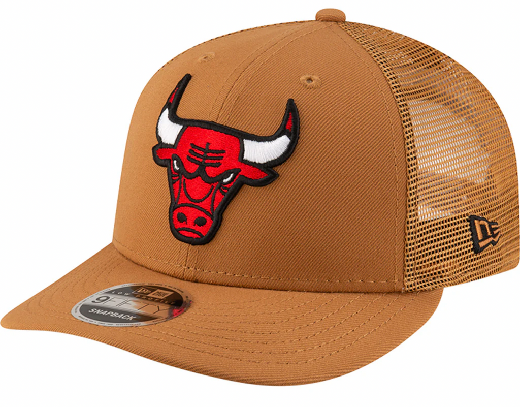 Chicago Bulls New Era Bronze Low Profile Trucker 9FIFTY Snapback Hat product image 1, provided for visual reference and