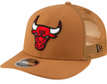 Chicago Bulls New Era Bronze Low Profile Trucker 9FIFTY Snapback Hat product image 1, provided for visual reference and