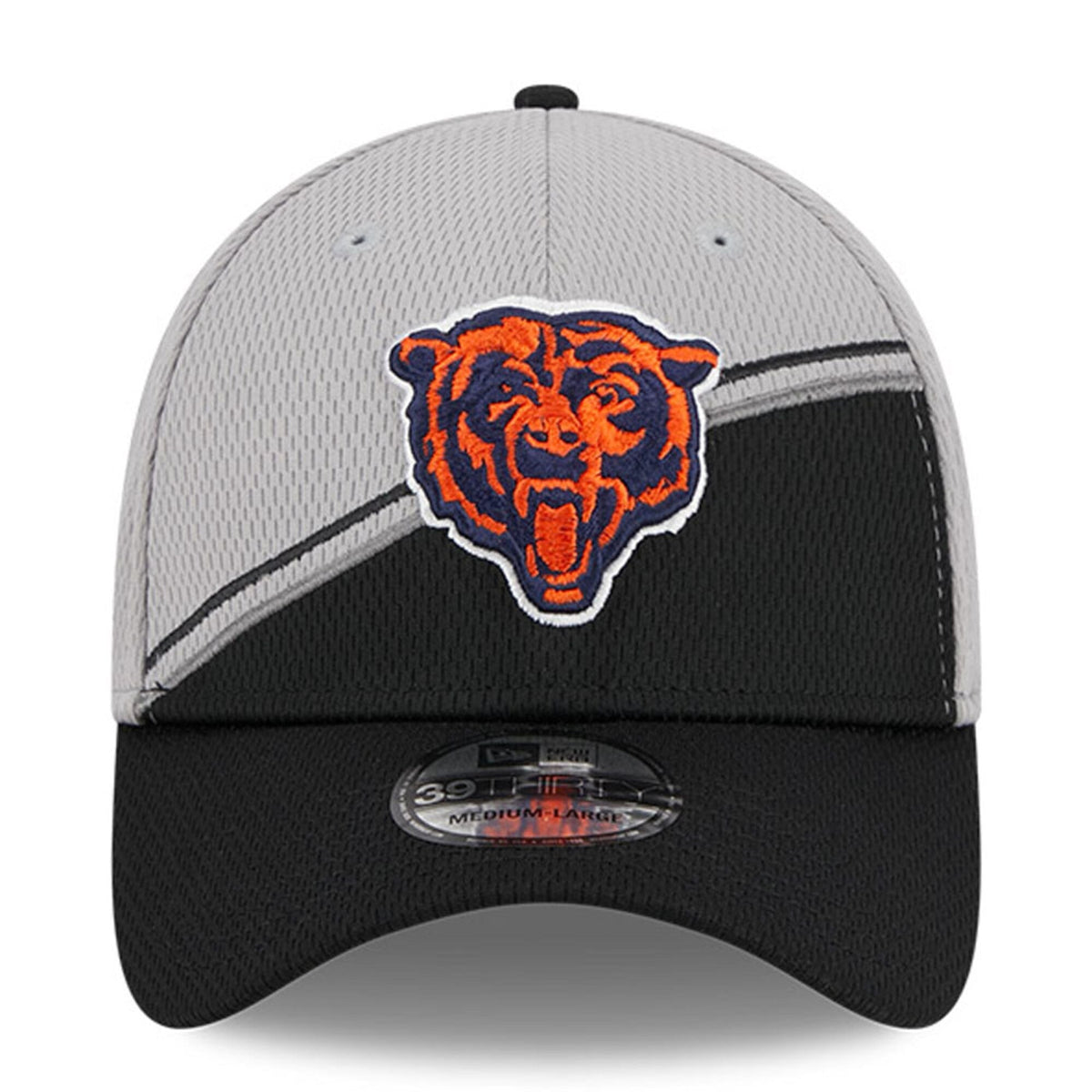 Chicago Bears Primary Logo New Era Gray/Black 2023 Sideline 39THIRTY Flex Hat for Men product image 2, provided for visual