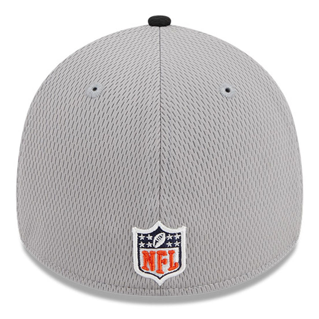 Chicago Bears Primary Logo New Era Gray/Black 2023 Sideline 39THIRTY Flex Hat for Men product image 4, provided for visual