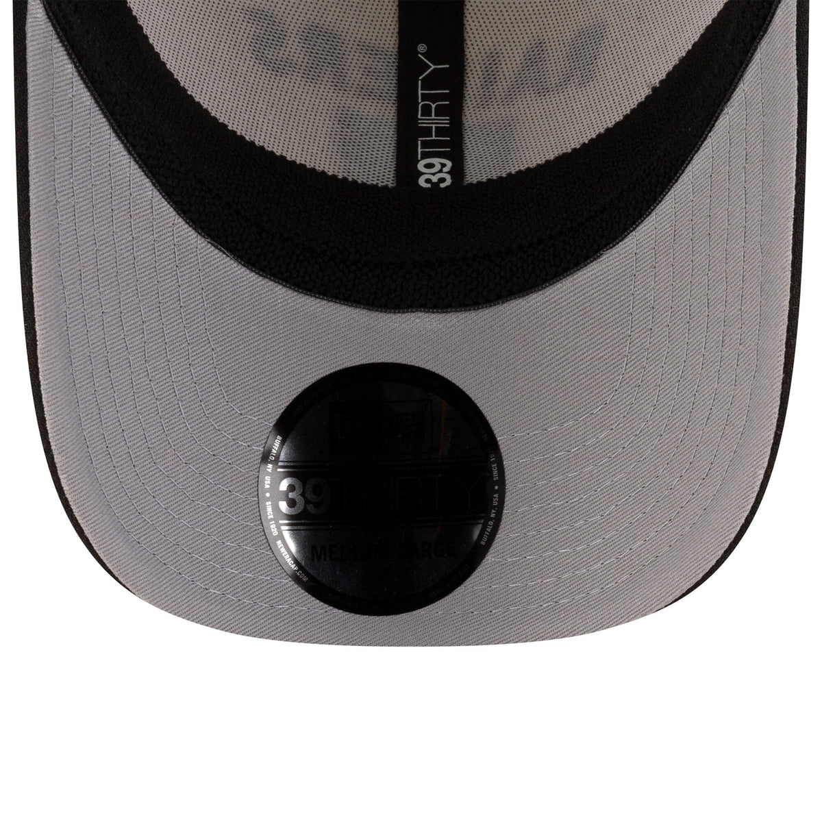 Las Vegas Raiders New Era 2025 NFL Draft Chrome 39THIRTY Flex Fit Hat for Men product image 5, provided for visual reference