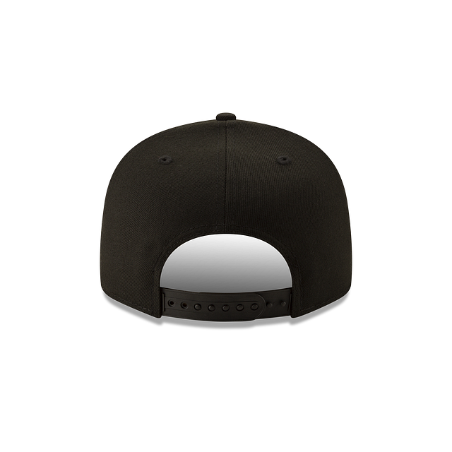 Chicago Bears New Era Black and White Basic 9FIFTY Adjustable Hat product image 6, provided for visual reference and product