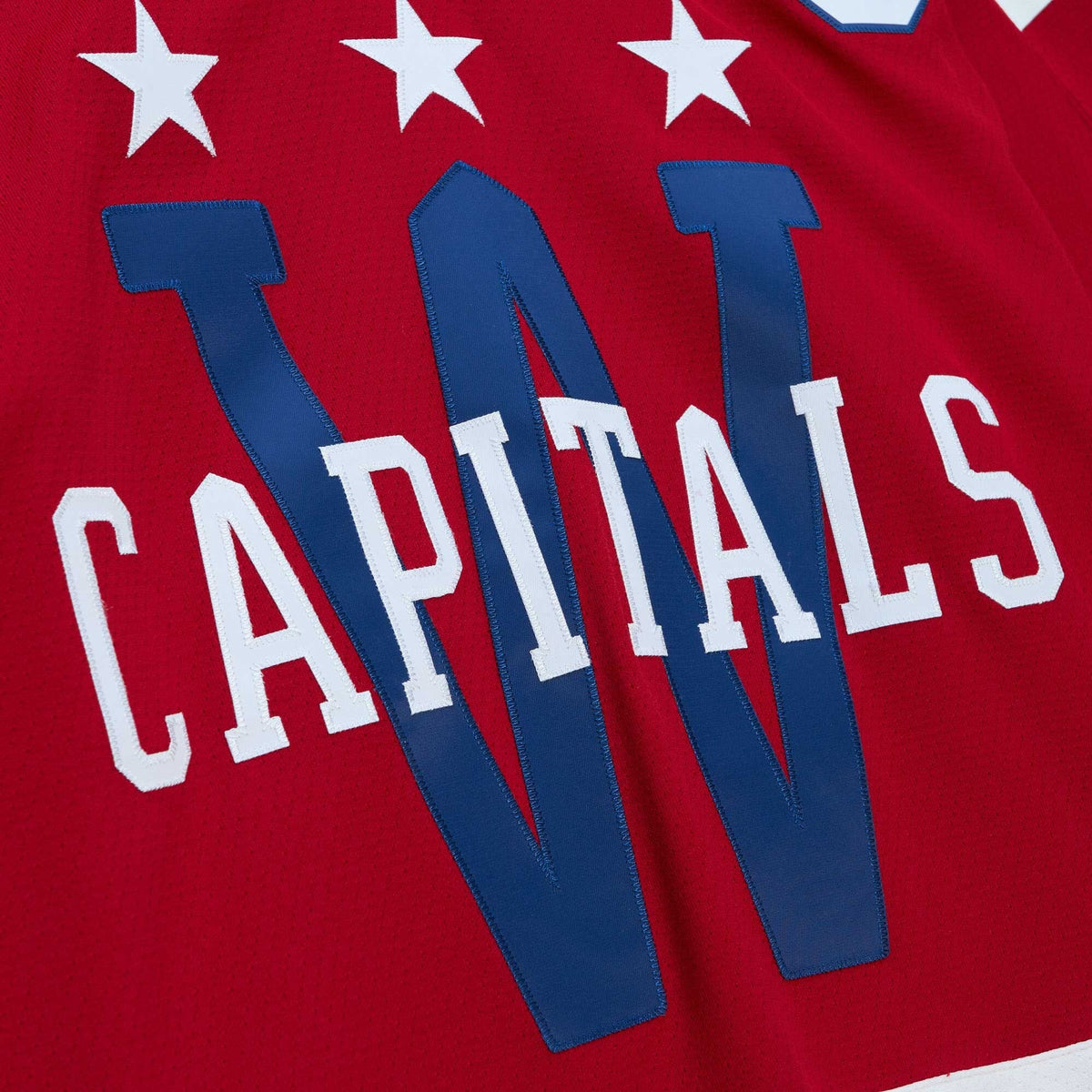 Washington Capitals Alexander Ovechkin Mitchell & Ness Red 2015 Captain Patch Blue Line Player Jersey for Men product image