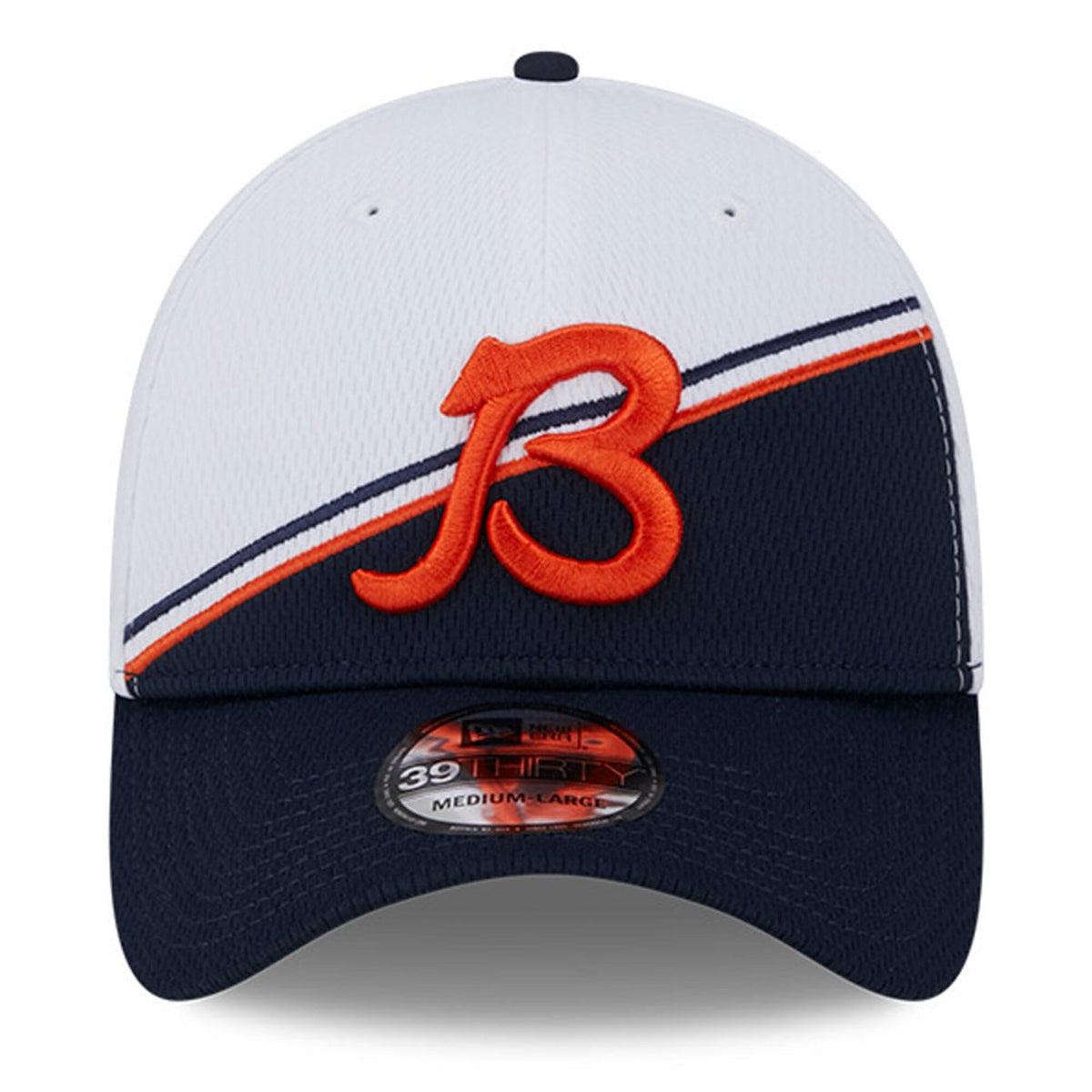Chicago Bears Historical Logo New Era White/Navy 2023 Sideline 39THIRTY Flex Hat for Men product image 2, provided for