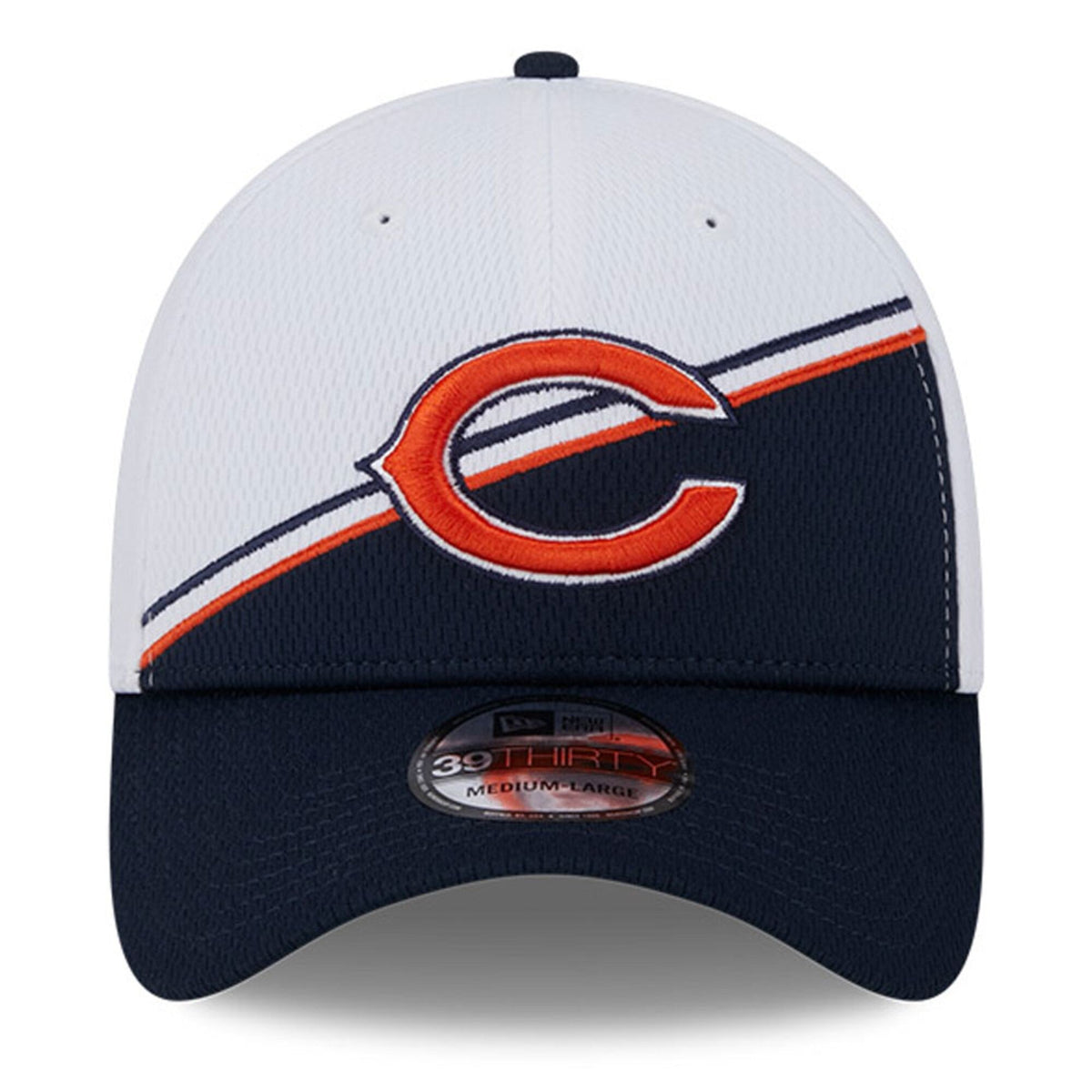 Chicago Bears Secondary Logo New Era White/Navy 2023 Sideline 39THIRTY Flex Hat for Men product image 2, provided for visual