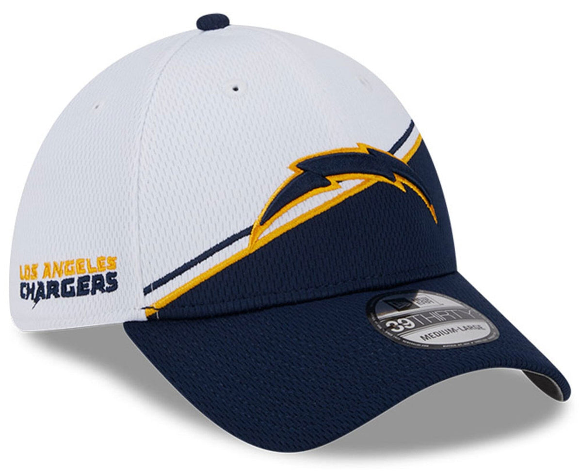 Los Angeles Chargers Primary Logo New Era White/Navy 2023 Sideline 39THIRTY Flex Hat for Men product image 1, provided for