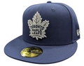 Toronto Maple Leafs New Era Navy 59FIFTY Fitted Hat product image 1, provided for visual reference and product detail review