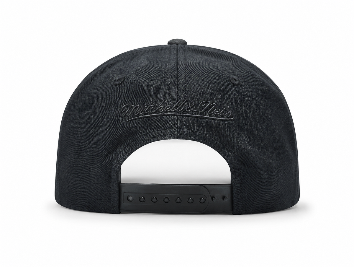 Chicago Bulls Mitchell & Ness NBA Core Jordan XI Pro Snapback Hat product image 5, provided for visual reference and product