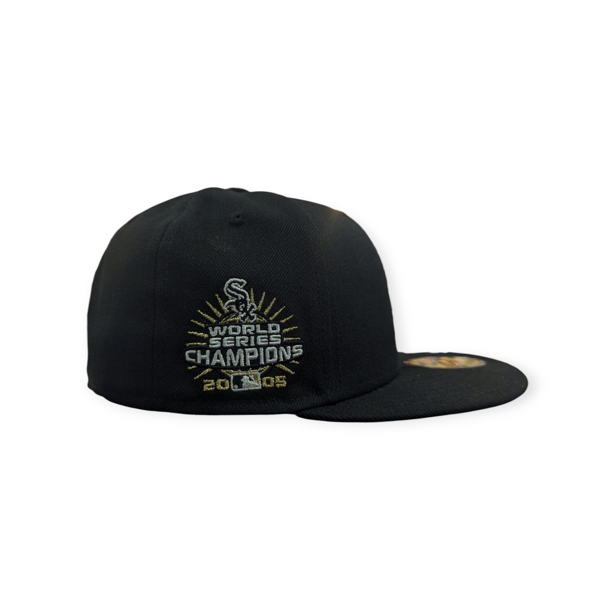 Chicago White Sox New Era 2005 World Series Champions Black and Gold 59FIFTY Fitted Hat product image 4, provided for visual