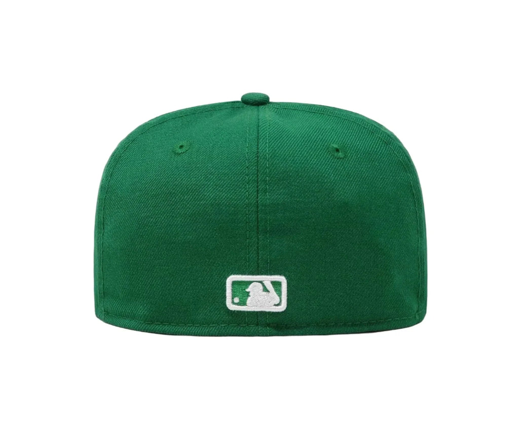 Chicago White Sox New Era Kelly Green Halfway To St. Patrick's Day 59FIFTY Fitted Hat product image 4, provided for visual