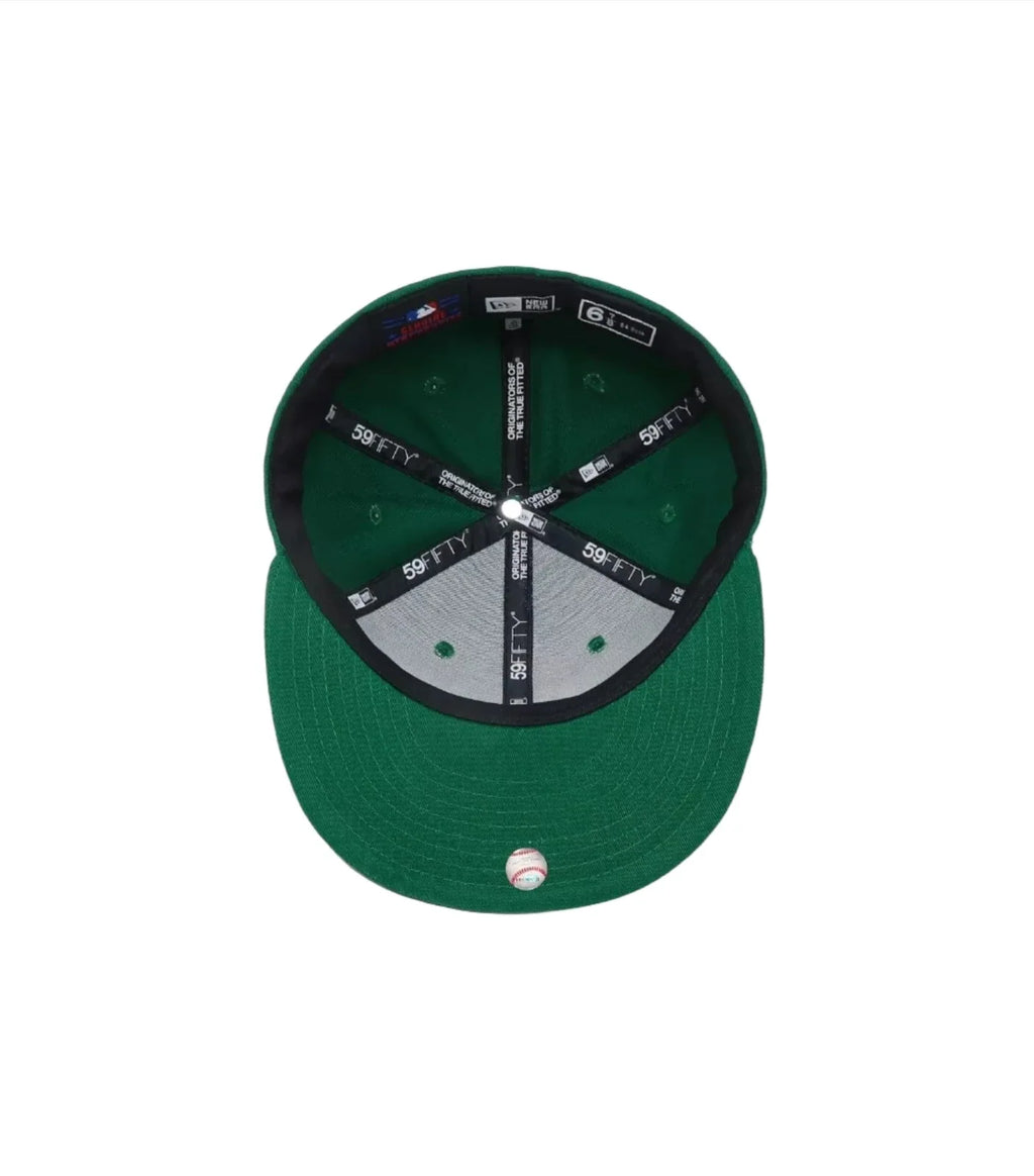 Chicago White Sox New Era Kelly Green Halfway To St. Patrick's Day 59FIFTY Fitted Hat product image 5, provided for visual