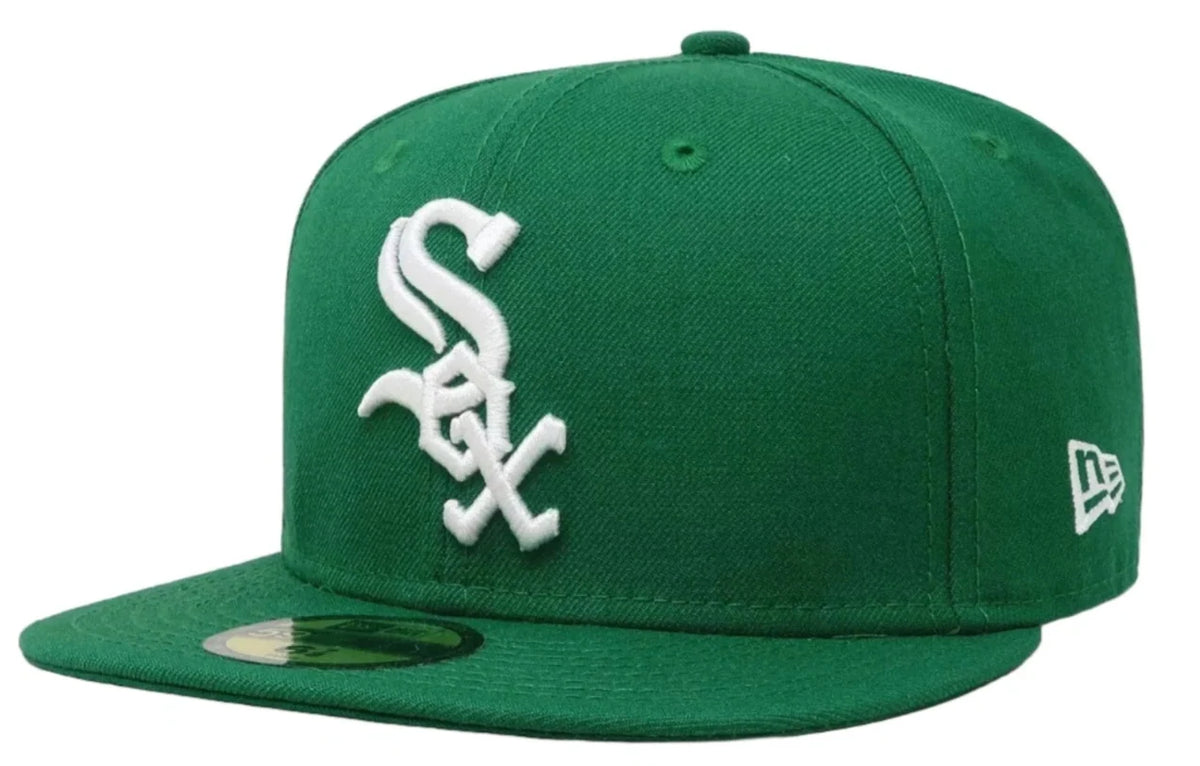 Chicago White Sox New Era Kelly Green Halfway To St. Patrick's Day 59FIFTY Fitted Hat product image 1, provided for visual